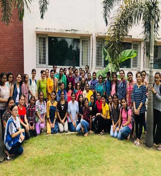 Daulat Ram College Plantation Drive photo 1